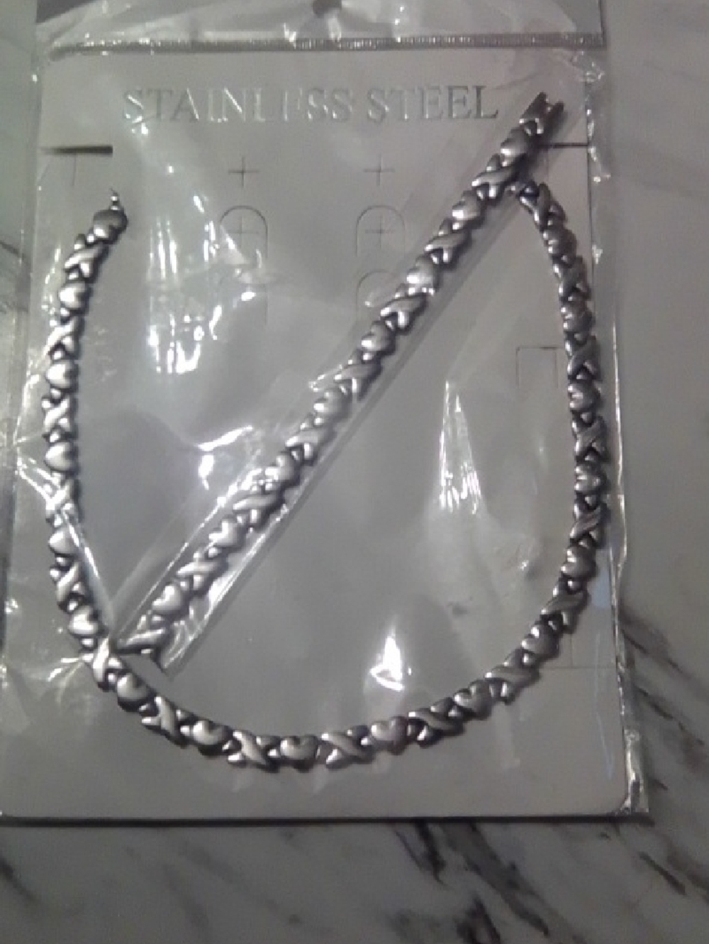Stainless Steel Heart Link Necklace - Silver Tone